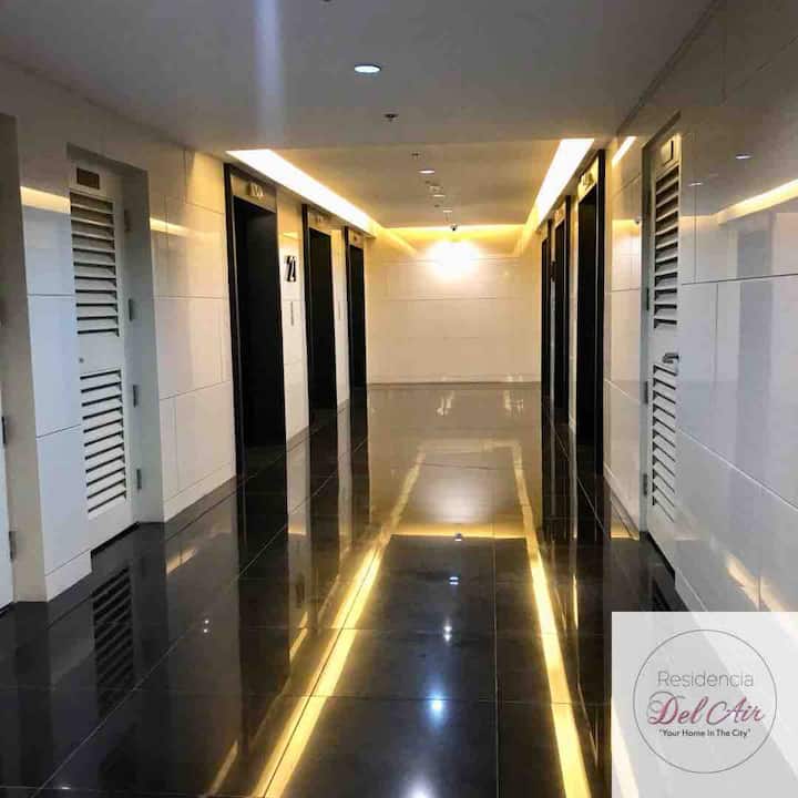 Makati、フィリピンのまるまる貸切のコンドミニアム05
