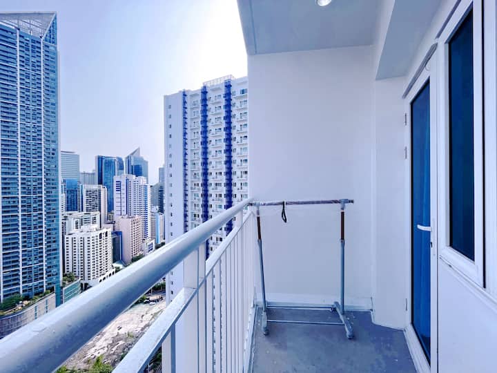 Makati、フィリピンのまるまる貸切のアパート・マンション04