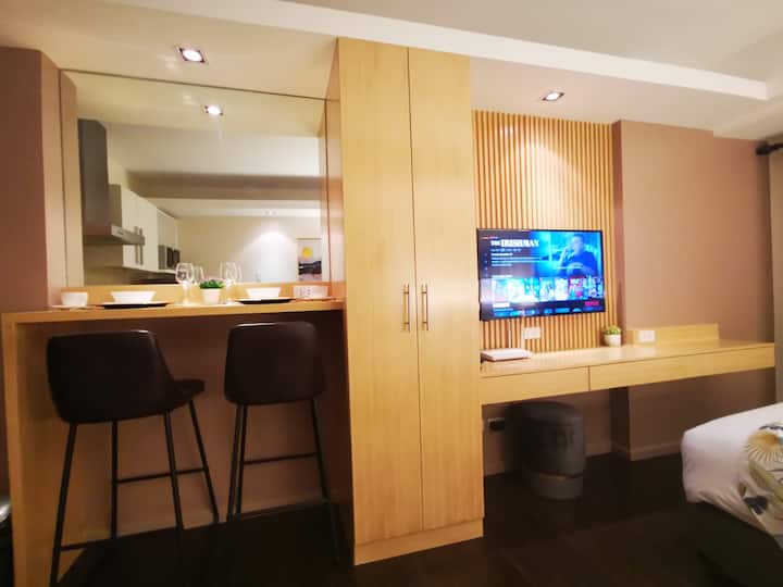 Makati、フィリピンのまるまる貸切のアパート・マンション09