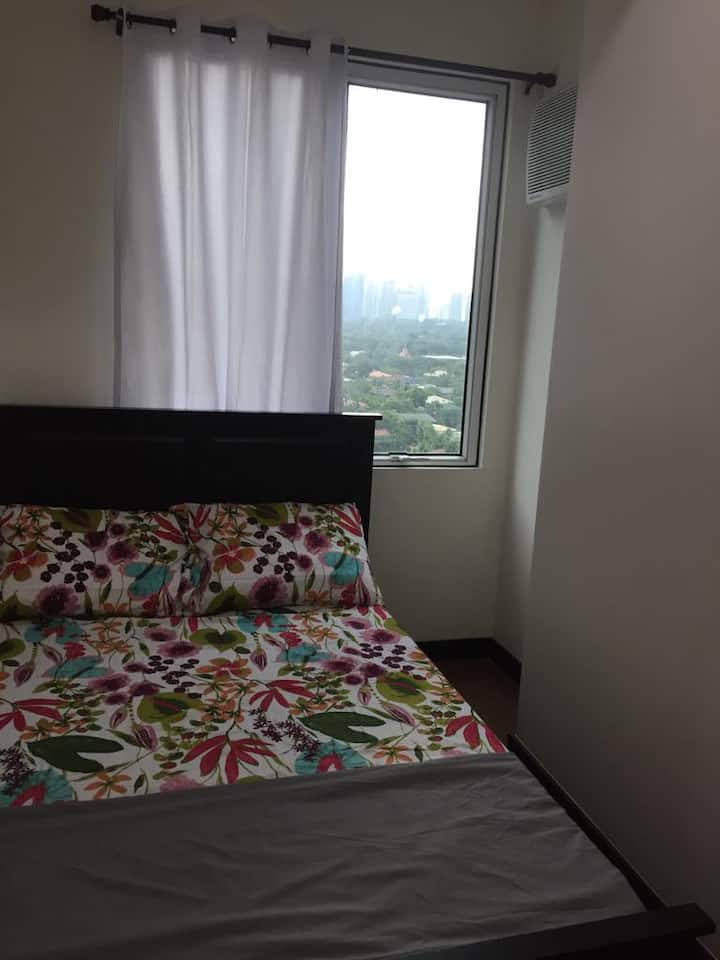 Makati、フィリピンのまるまる貸切のコンドミニアム07