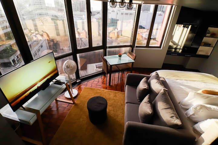 Makati、フィリピンのまるまる貸切のコンドミニアム02