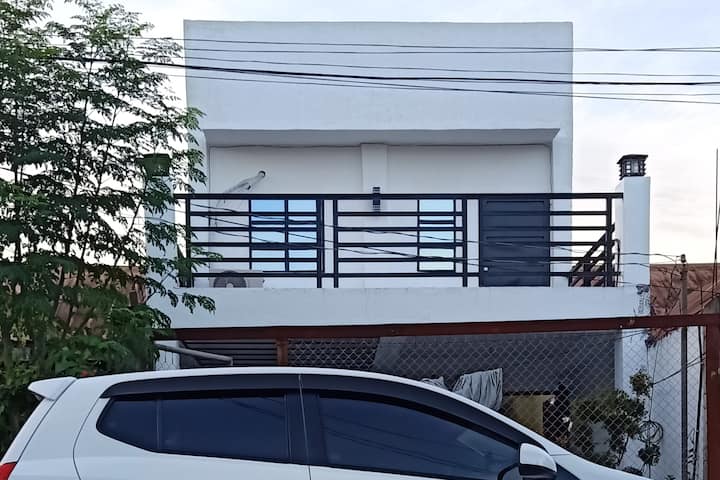 Cauayan City、フィリピンのゲストルーム02