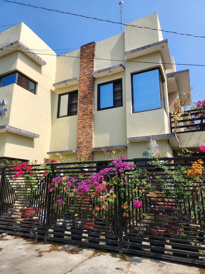 Cauayan City、フィリピンのまるまる貸切のアパート・マンション02