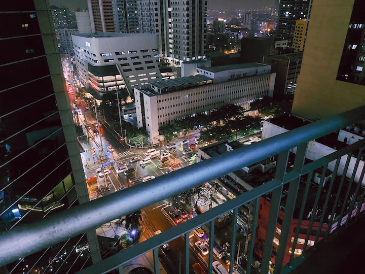 Makati、フィリピンのまるまる貸切のコンドミニアム07
