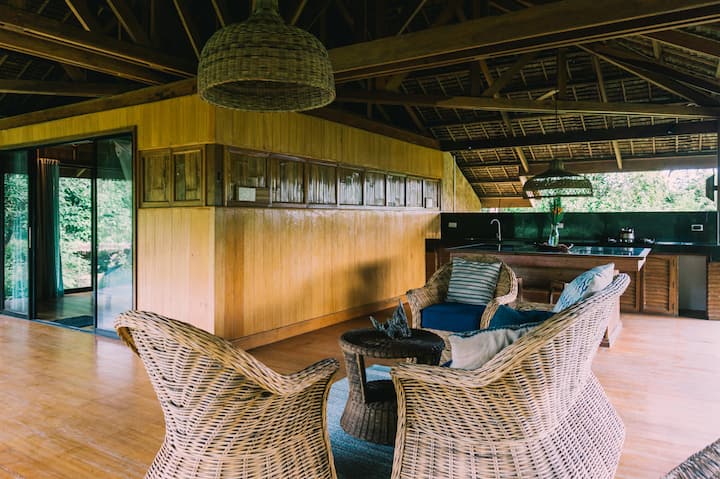 El Nido、フィリピンのまるまる貸切のヴィラ03