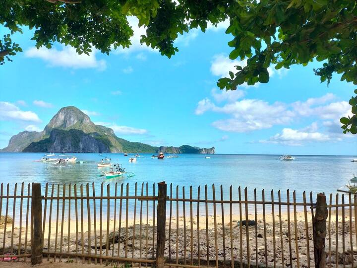 El Nido、フィリピンのまるまる貸切のコテージ03