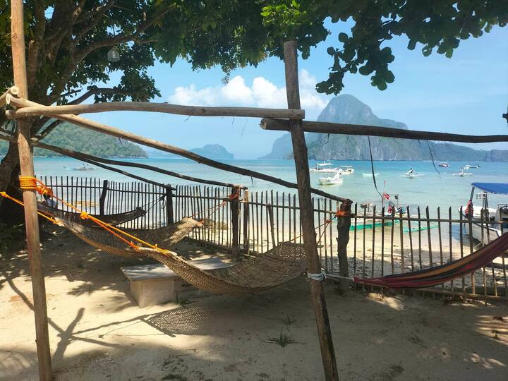 El Nido、フィリピンのまるまる貸切のコテージ04