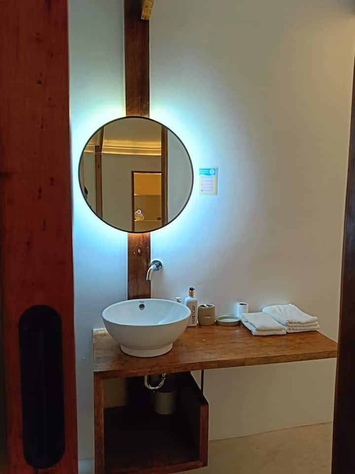 "El Nido, Palawan 、フィリピンのホテルのお部屋"03