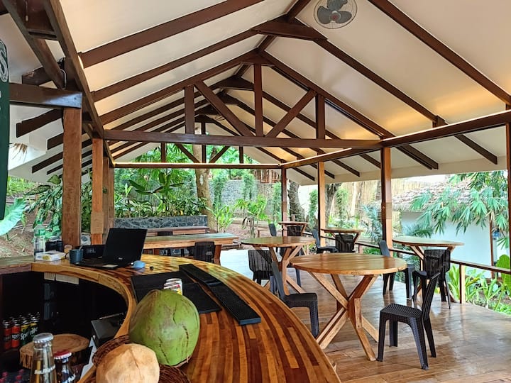 "El Nido, Palawan 、フィリピンのホテルのお部屋"09