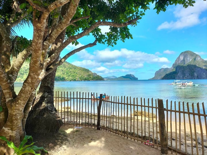 El Nido、フィリピンのまるまる貸切のコテージ07