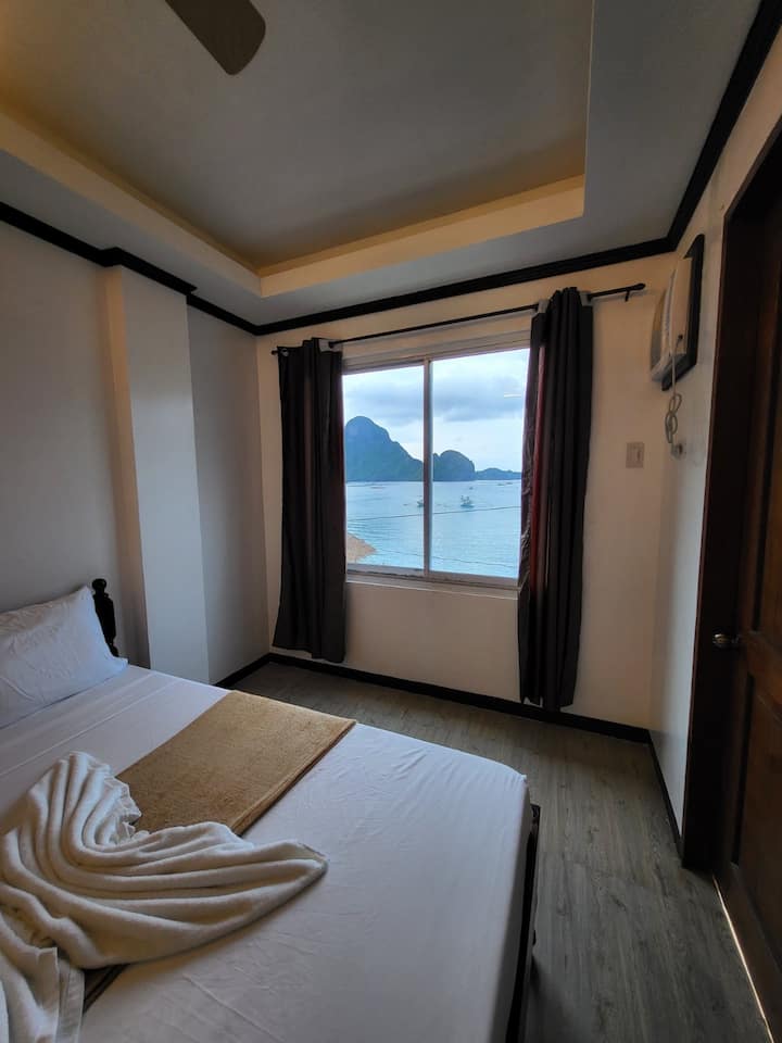 El Nido、フィリピンのホステルの個室03