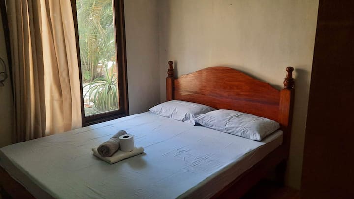 El Nido、フィリピンのゲストルーム01