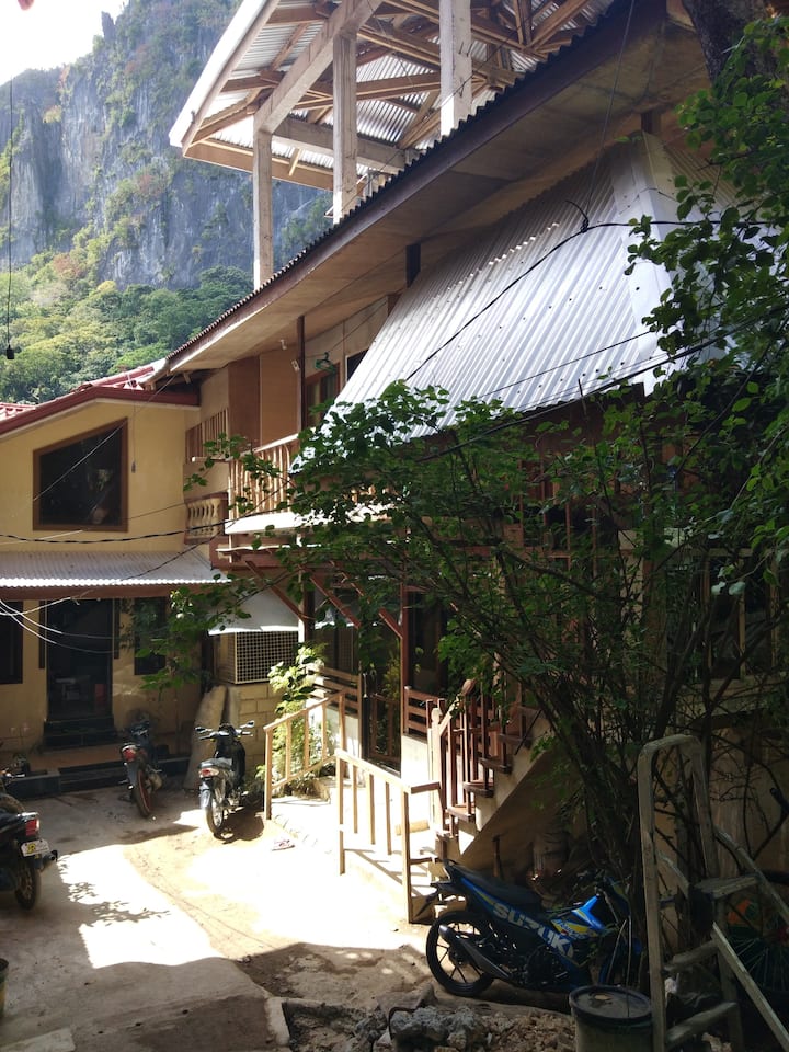 El Nido、フィリピンの離れの個室02