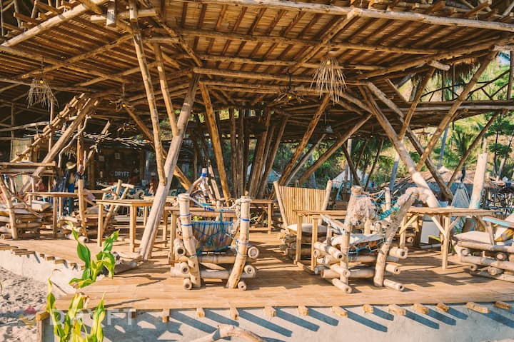 Darocotan Island、フィリピンのテントの個室09