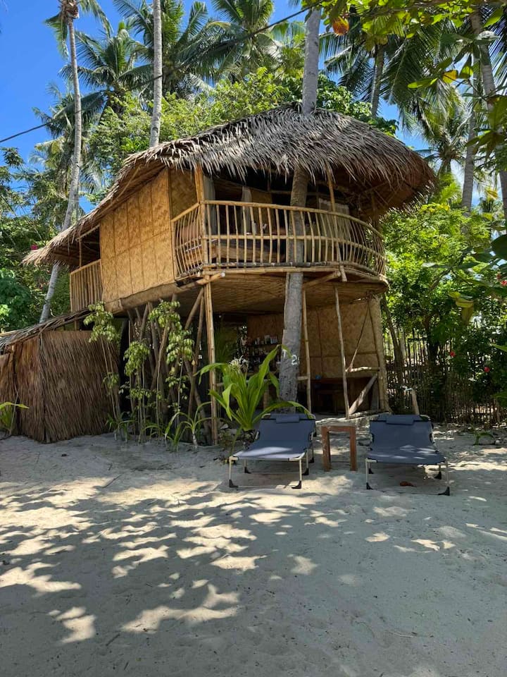 El Nido、フィリピンのまるまる貸切のコテージ03