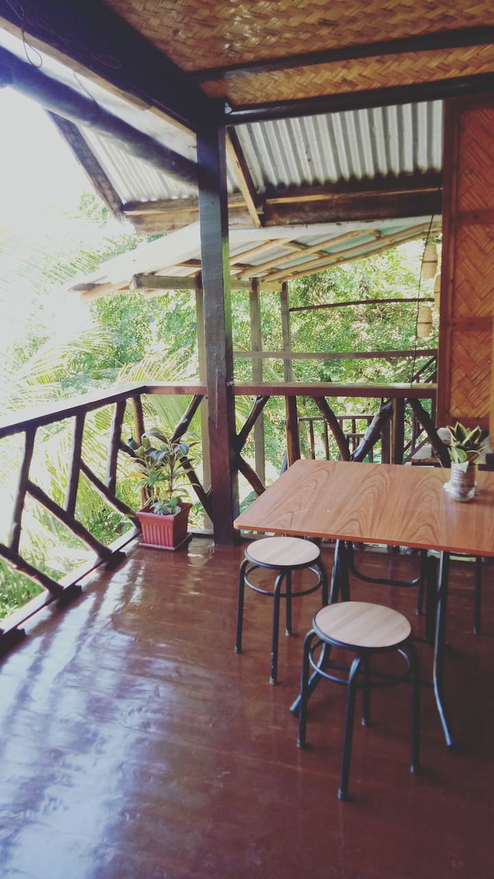 El Nido、フィリピンのまるまる貸切の離れ05