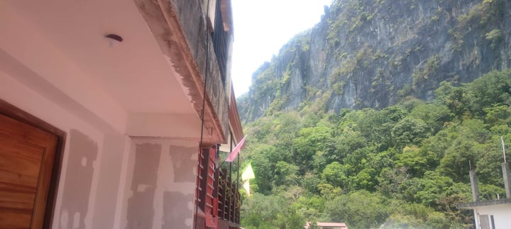 El Nido、フィリピンのB&bの個室04