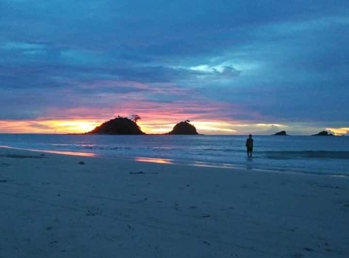 El Nido、フィリピンのゲストルーム08