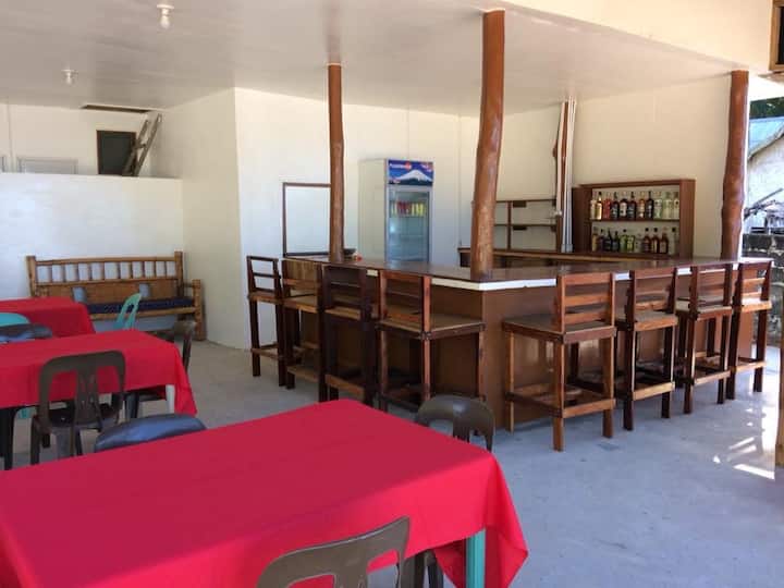 El Nido、フィリピンのゲストルーム03