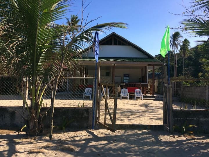 El Nido、フィリピンのゲストルーム05