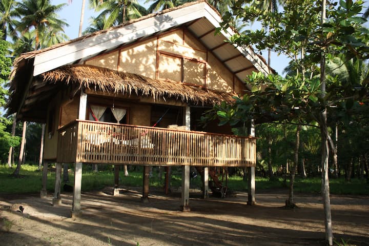 Rizal、フィリピンのまるまる貸切のヴィラ
