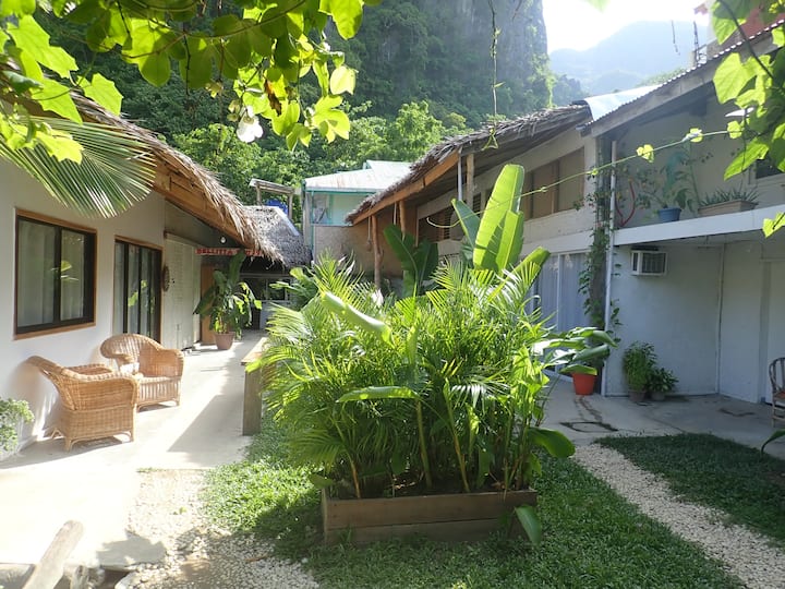 El Nido、フィリピンのまるまる貸切のロフト01