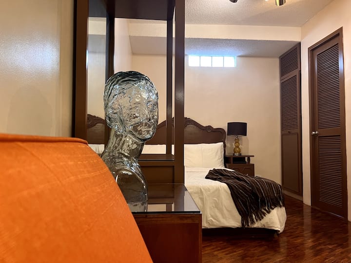 Makati、フィリピンのまるまる貸切のアパート・マンション03