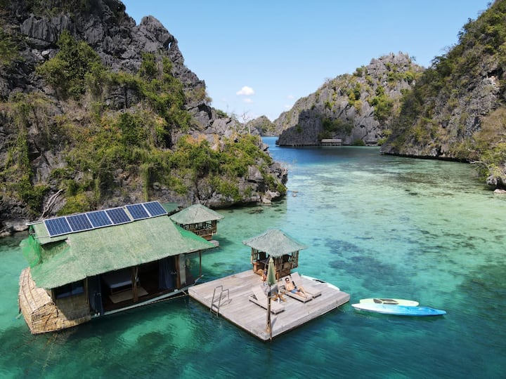 "Coron, Palawan、フィリピンのハウスボート"01