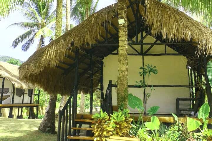 Lumambong Beach、フィリピンのテント07