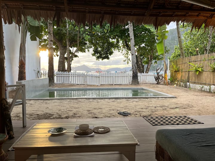El Nido、フィリピンのまるまる貸切のヴィラ02