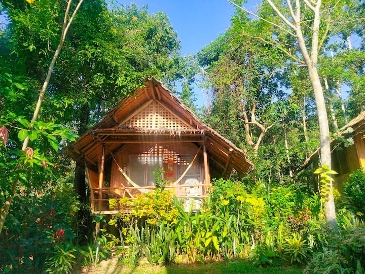 El Nido、フィリピンのネイチャーロッジの個室04