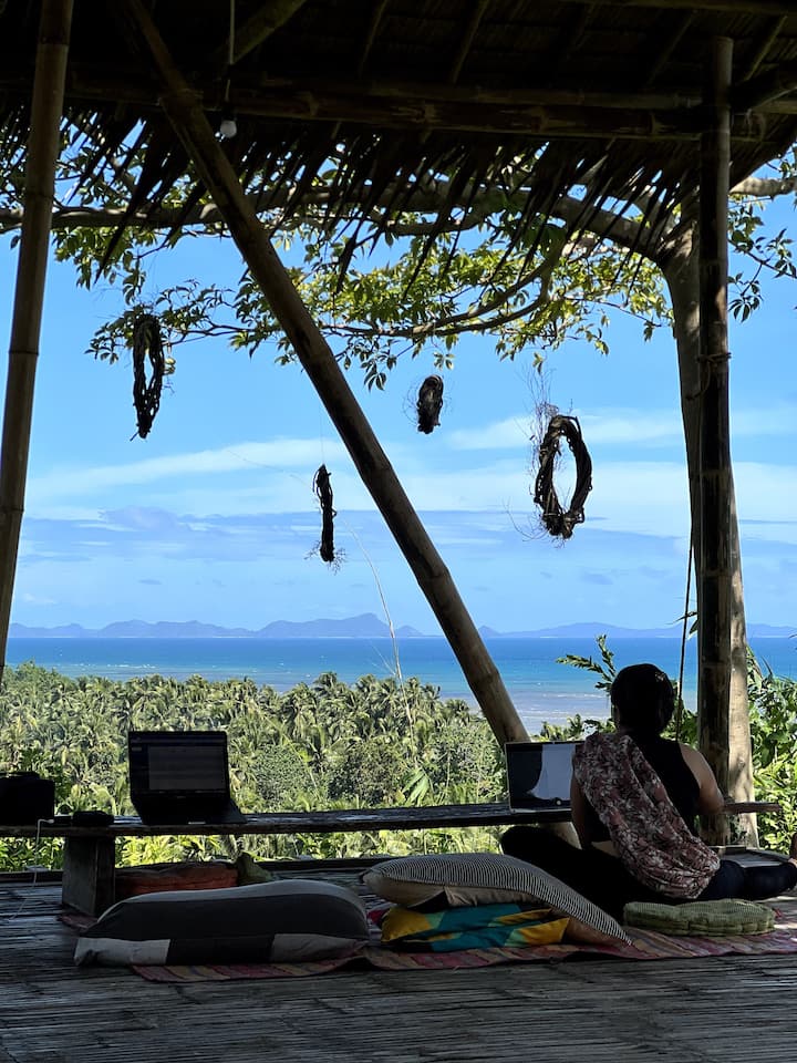 El Nido、フィリピンのテントの個室06