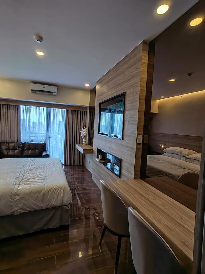 Makati、フィリピンのまるまる貸切のコンドミニアム04