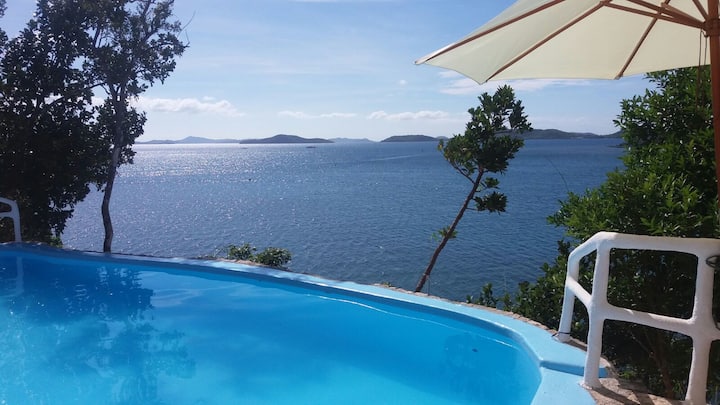 Palawan、フィリピンのまるまる貸切のヴィラ02