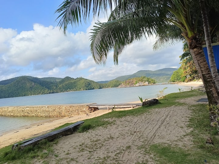 El Nido、フィリピンのネイチャーロッジの個室03