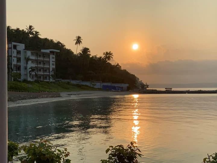 Island Garden City of Samal、フィリピンのまるまる貸切のコンドミニアム01