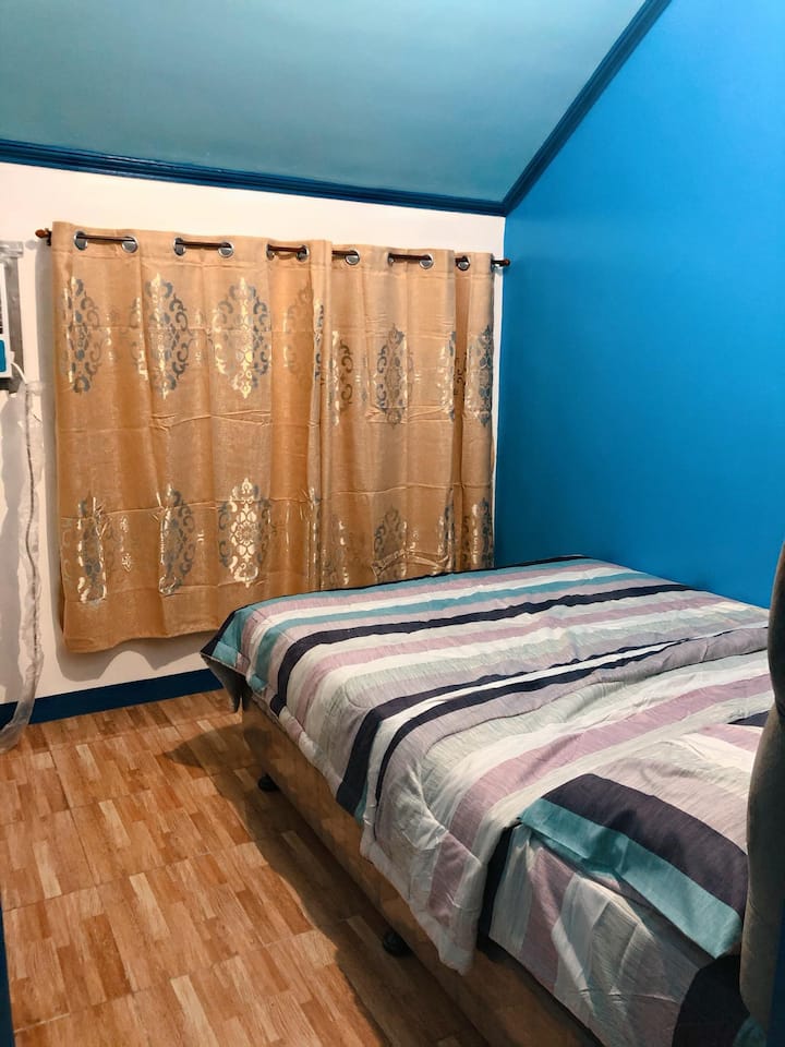 Caloocan City、フィリピンのまるまる貸切の住宅06