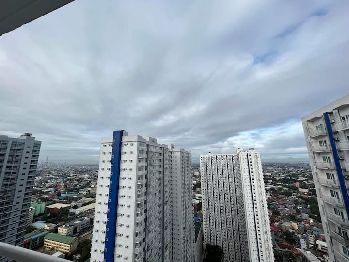 Lungsod Quezon、フィリピンのまるまる貸切のコンドミニアム08