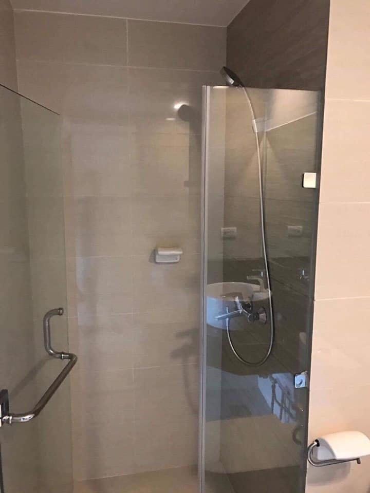 "2BR Condo for Rent in 8 Forbes Town Road, BGC - Bonifacio Global City,"07