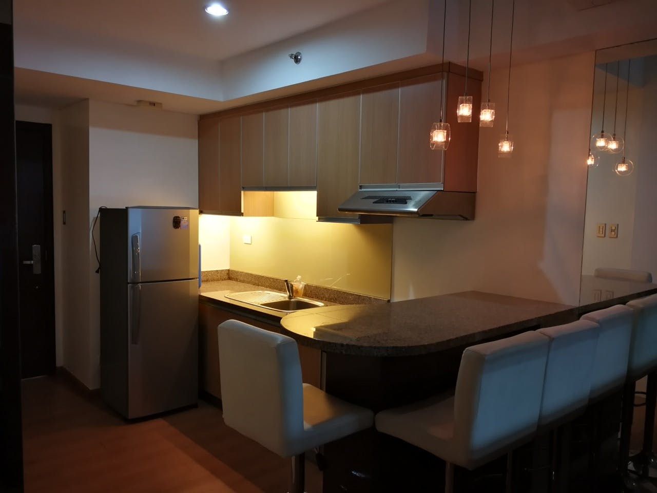"Studio Condo for Rent in The St. Francis Shangri-La Place, Ortigas Cen"04