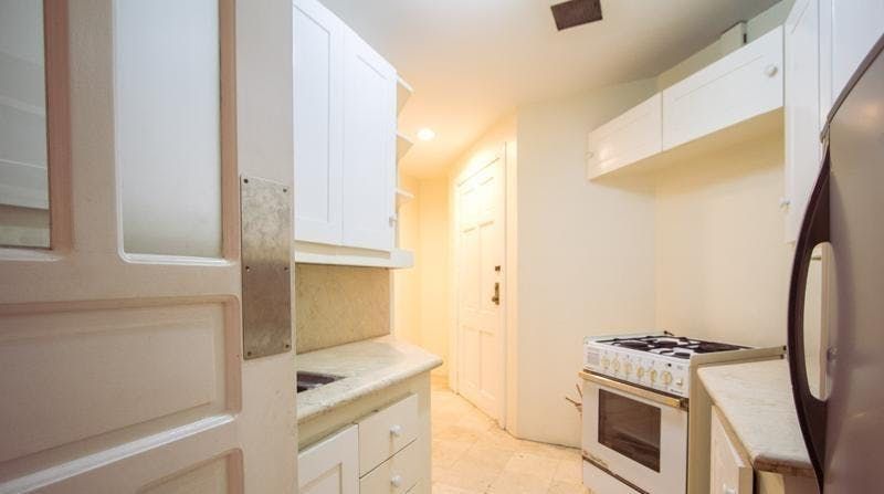 "2BR Condo for Rent in Ponte Salcedo, Salcedo Village, Makati"06