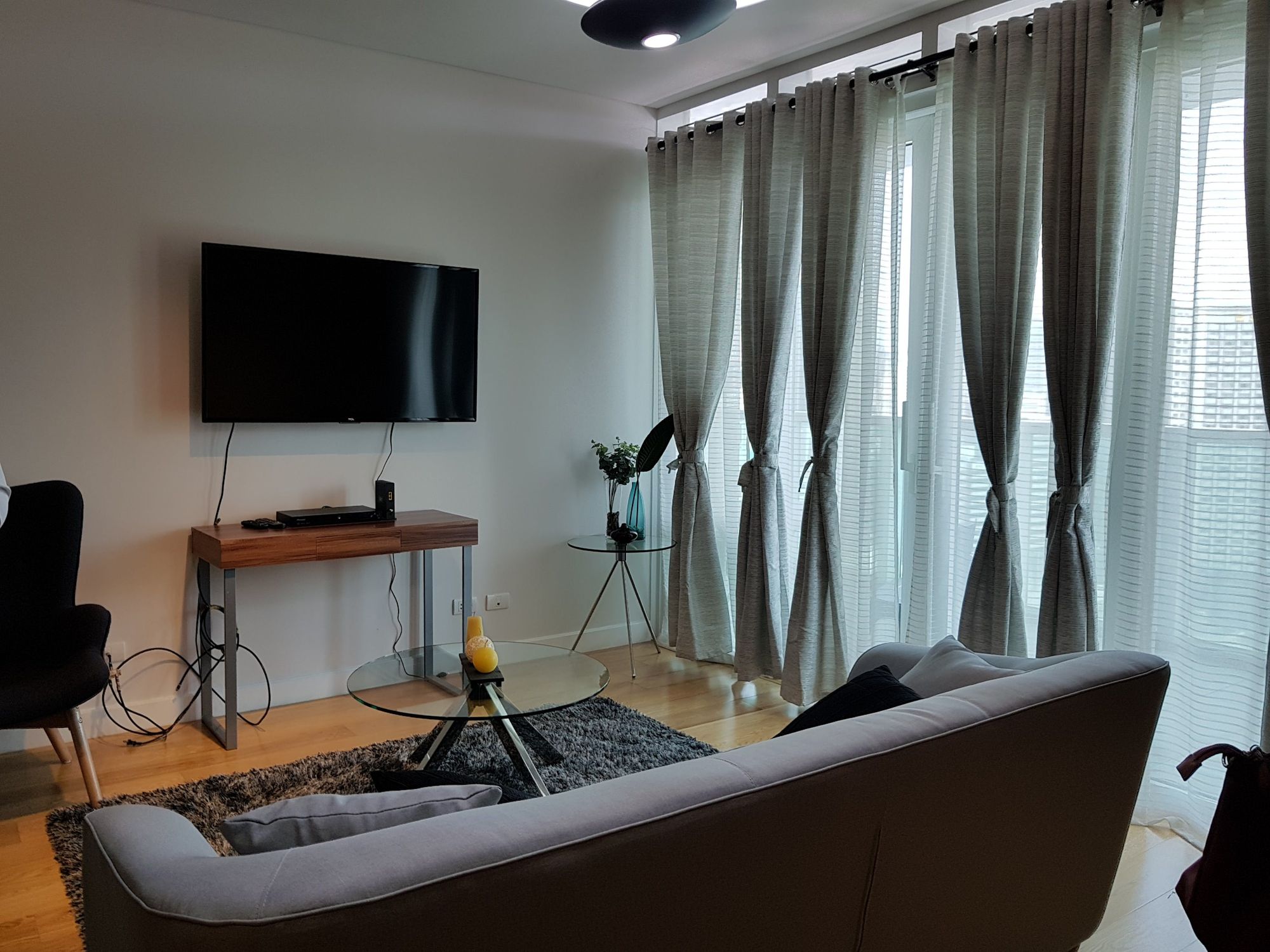 "3BR Condo for Rent in Urdaneta Apartments, Urdaneta, Makati"08
