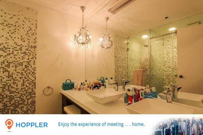 "2BR Condo for Rent in The Shang Grand Tower, Legazpi Village, Makati"06