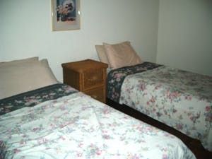 "2BR Condo for Rent in Tropical Palms, Legazpi Village, Makati"04