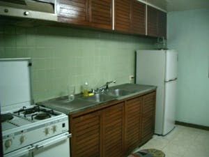 "2BR Condo for Rent in Tropical Palms, Legazpi Village, Makati"06