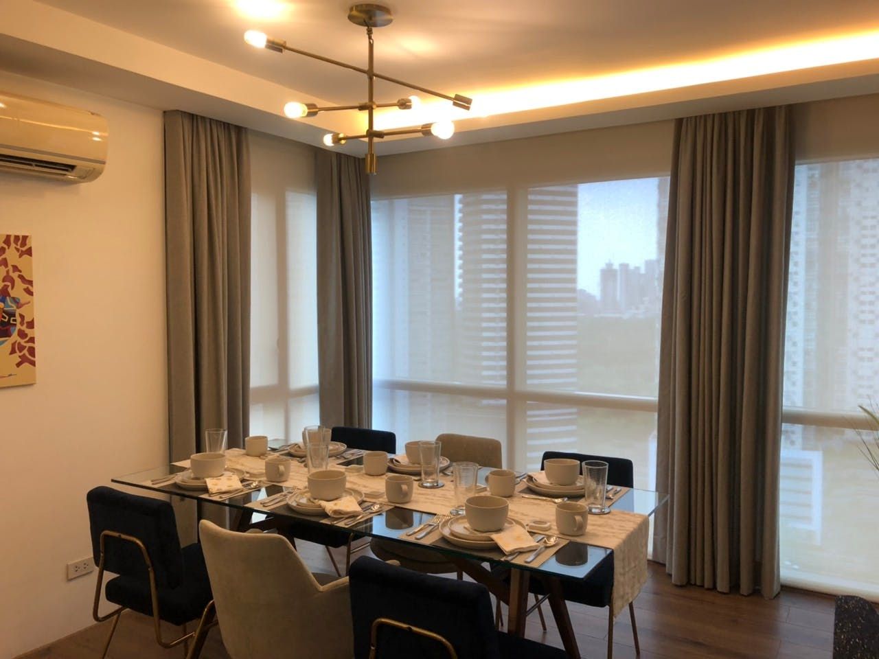 "2BR Condo for Rent in Arya Residences, BGC - Bonifacio Global City, Ta"07