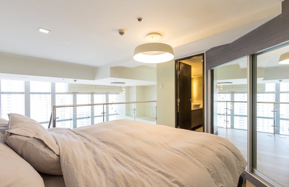 "2BR Condo for Rent in One Central, Salcedo Village, Makati"03