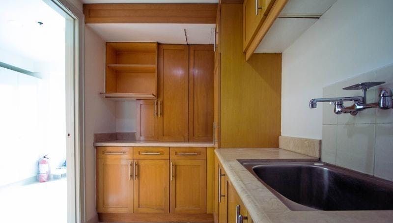 "3BR Condo for Rent in Hidalgo Place, Rockwell Center, Makati"01