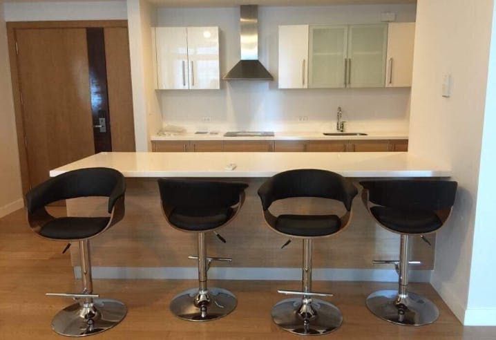 "1BR Condo for Rent in Park Terraces, San Lorenzo, Makati"04