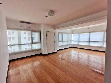 "2BR Condo for Rent in The Residences at Greenbelt, Legazpi Village, Ma"08